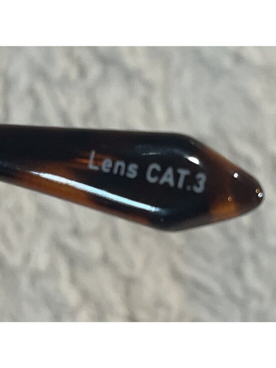 Quay Flat Out 1212 62mm Cat.3 Eye SunglassesQUAY  Tortoise main image 8